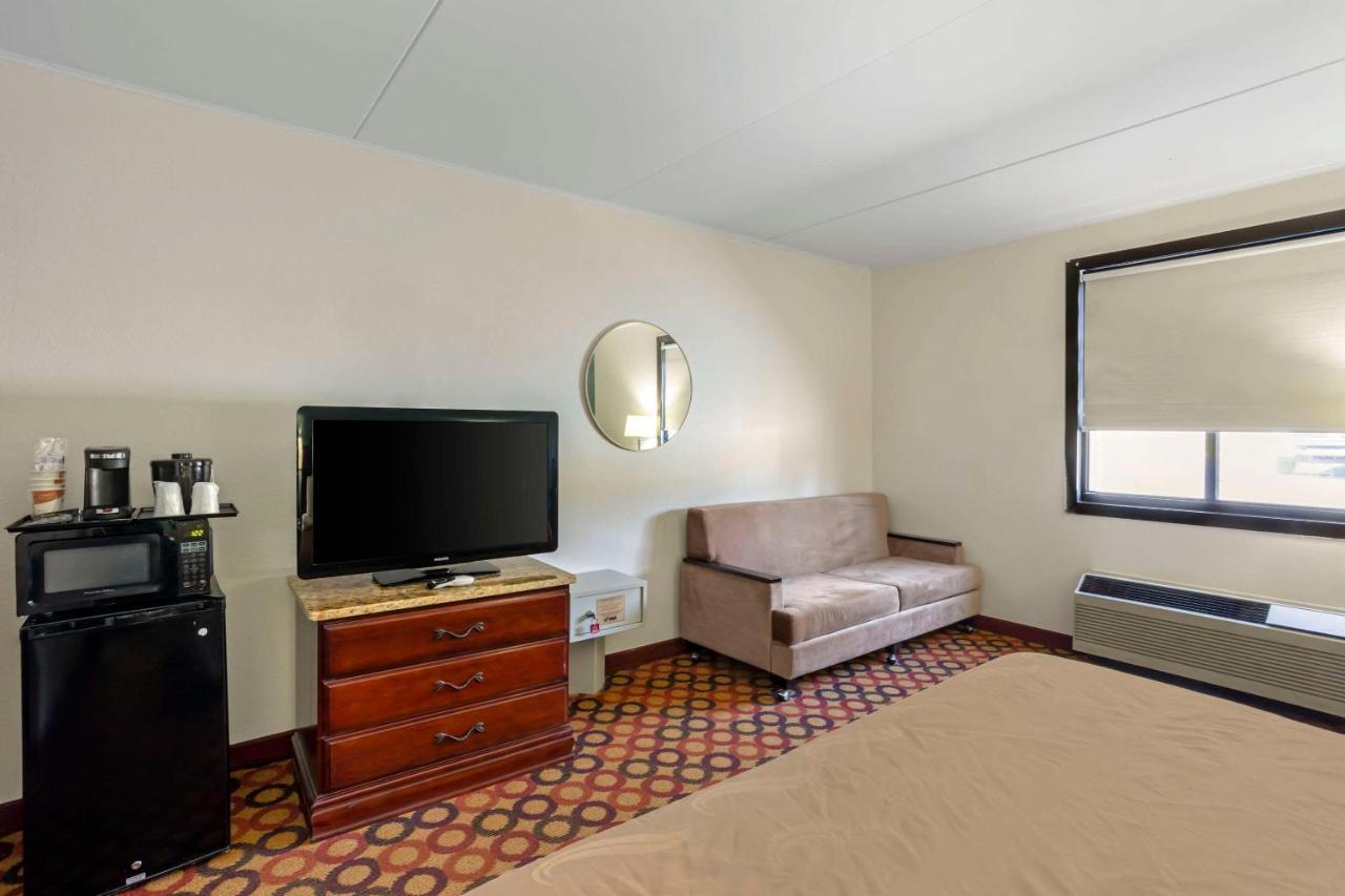 Quality Inn Enola - HarrisburgHarrisburg  Kültér fotó